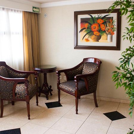 Hotel Casino Plaza Guadalajara Bagian luar foto